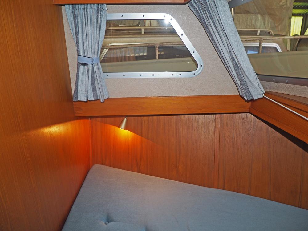 Cabin en avant, H&eacute;bergements